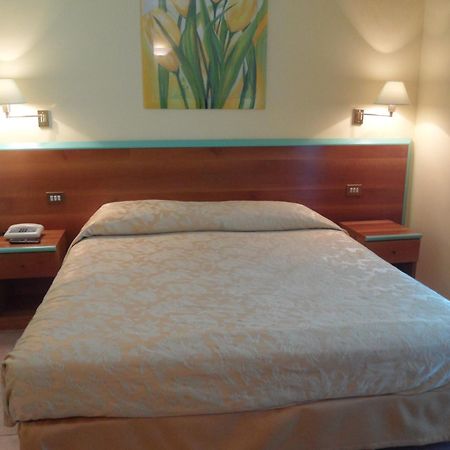 Hotel Parco degli Ulivi Scerne Esterno foto